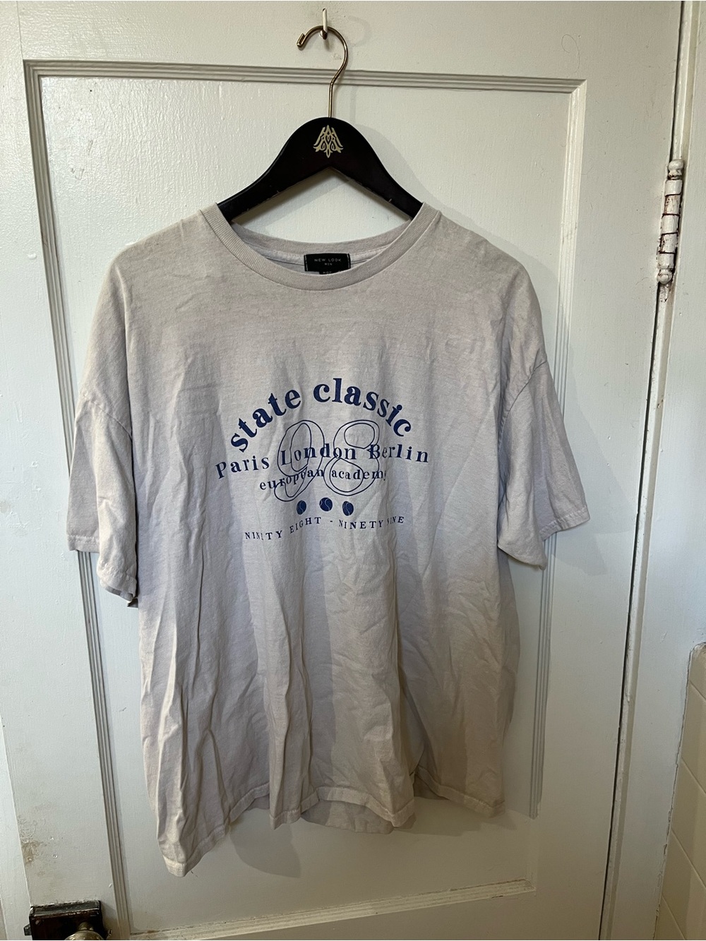 New Look Men's Oversized Graphic Tee Size L EUC Grey Collegiate State Classic